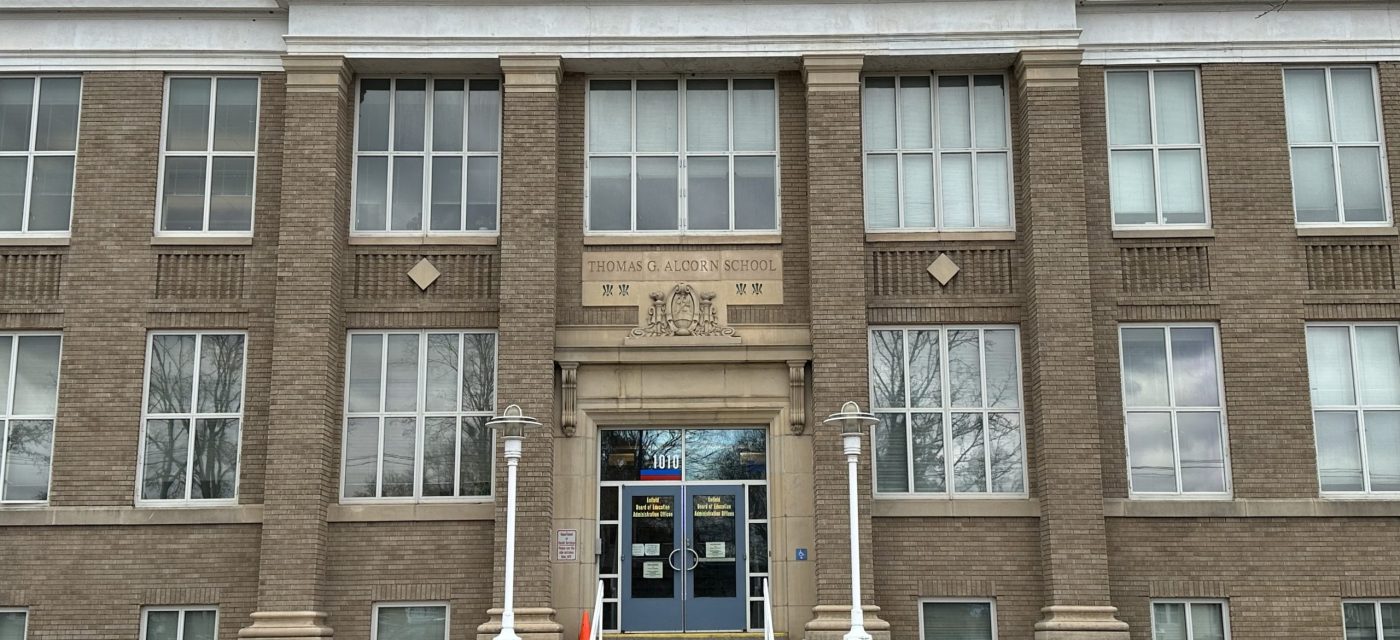 Roof Replacement at the Thomas G. Alcorn School, Enfield, CT.