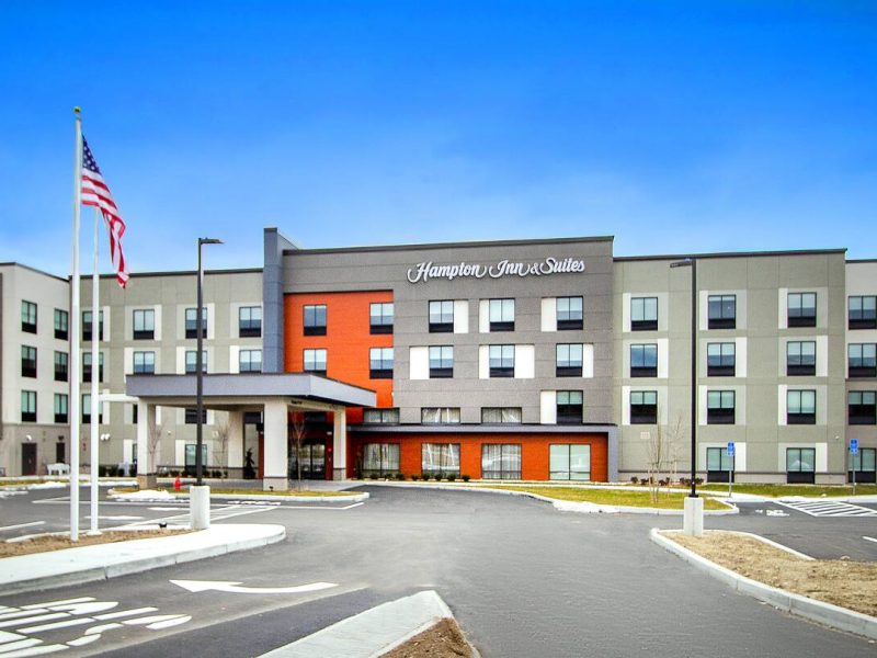 Hampton Inn & Suites North Attleboro, MA